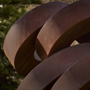 greg-johns--outdoor-garden-sculpture fugue