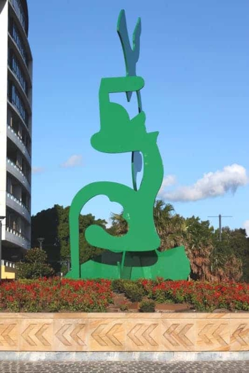 Fabricated Steel Landmark Sculpture – Wolli Dancing by Blaze Krstanoski-Blazeski, 600x400x400cm | ARTpark Australia