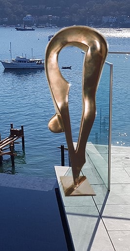 Bronze Figurative Sculpture – Eternal Youth, Diver by Larissa Smagarinsky, 140x30x30cm - view 8