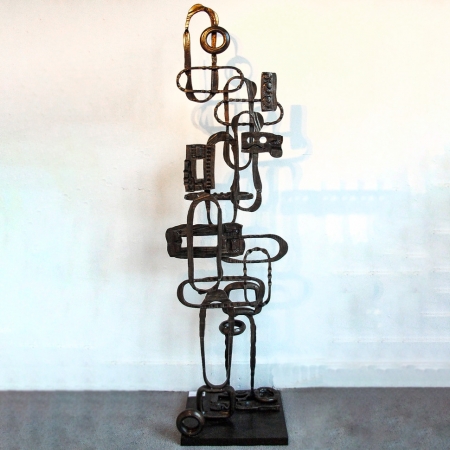 steel totem sculpture sydney