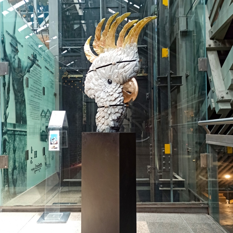 Bronze Animal Sculpture – Sulphur Crested Cocky by Stephen Glassborow, 200x60x30cm