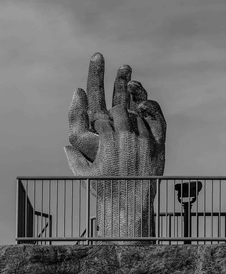 Stainless Steel Landmark Sculpture – Clasp by Michael Van Dam, 350x150x150cm - view 4