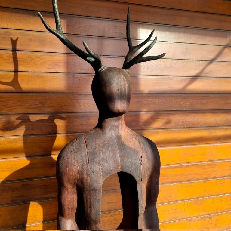Reclaimed Timber & Bronze Figurative Sculpture – The People, Dear Heart by Clancy Warner, 220cm - view 3