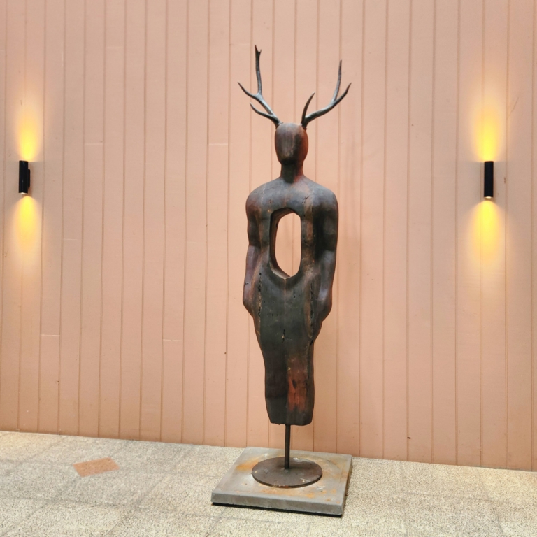Reclaimed Timber & Bronze Figurative Sculpture – The People, Dear Heart by Clancy Warner, 220cm - view 11