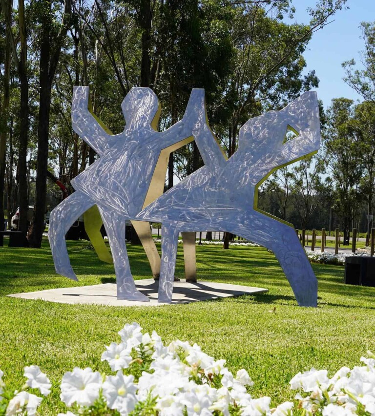 Les Danseuses  -2.1×1.4m by Charles Blackman - Stainless steel garden sculpture - view 6