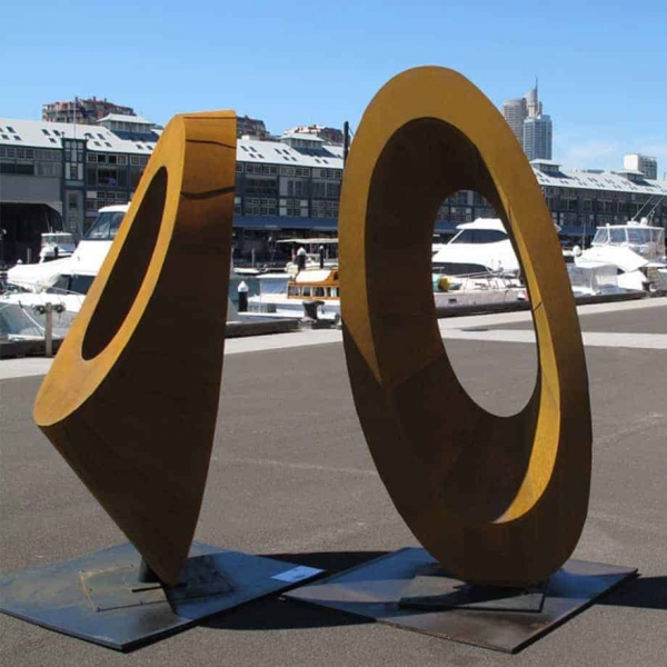 Elipse-240cm-CORTEN-STEEL-[corten,outdoor,landmark]-david-ball-australian-sculpture