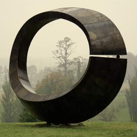 Split--Ring-360cm-CORTEN-STEEL-[corten,outdoor,landmark]-david--ball-australian-sculpture