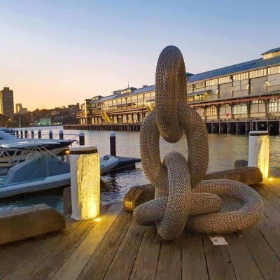 Link-5--Dlink-180cm-mike-van-dam_-metal-austalian-sculpture