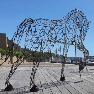 steel horse sculpture