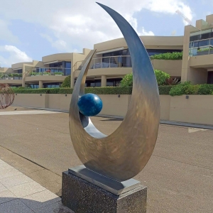 large stainless-steel sculpture