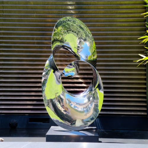 Stainless Steel Round & Sphere Sculpture – Oscillate by Benjamin Storch, 160cm | ARTpark Australia