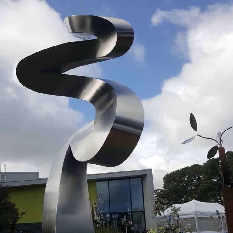 Stainless Steel Landmark Sculpture – Tranquility by Andrew Kasper, 250x110cm - view 5