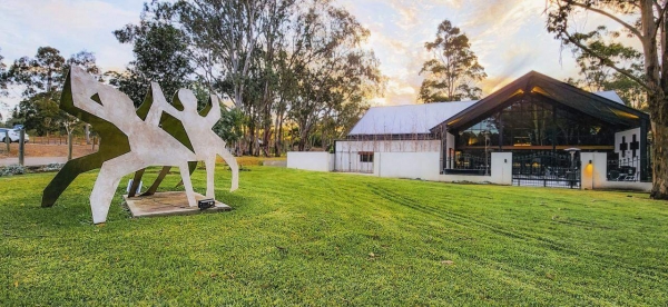 charles blackman contemporary australian sculpture