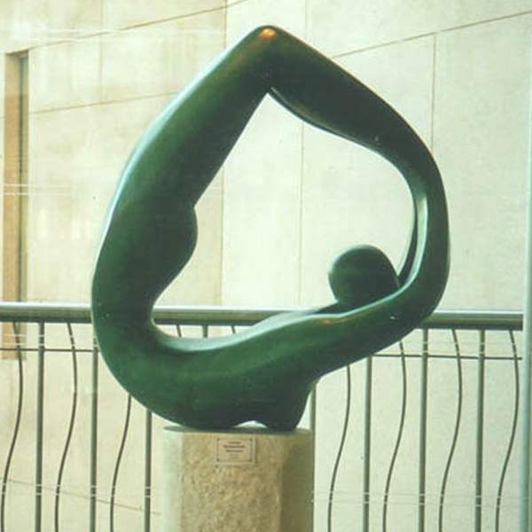 bronze figuritive sculpture indoors