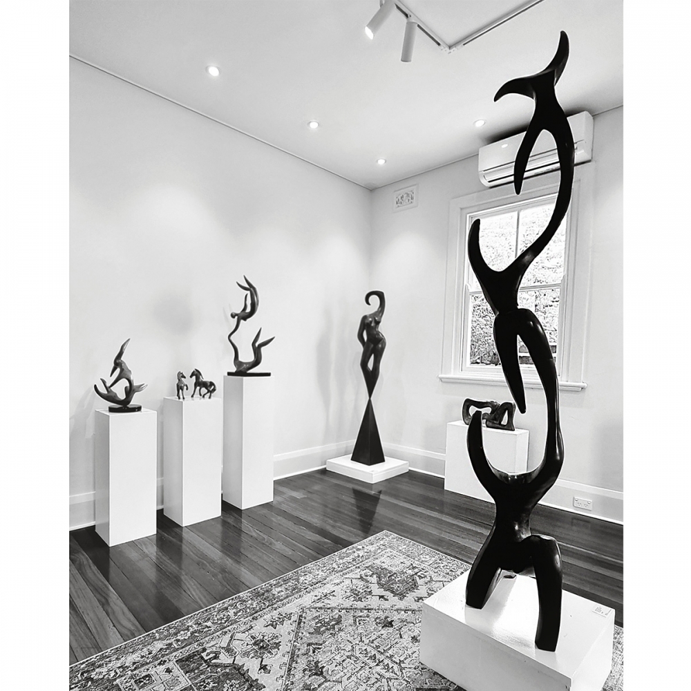 , Bronze Sculpture - Australian Artist Michael Vaynman
