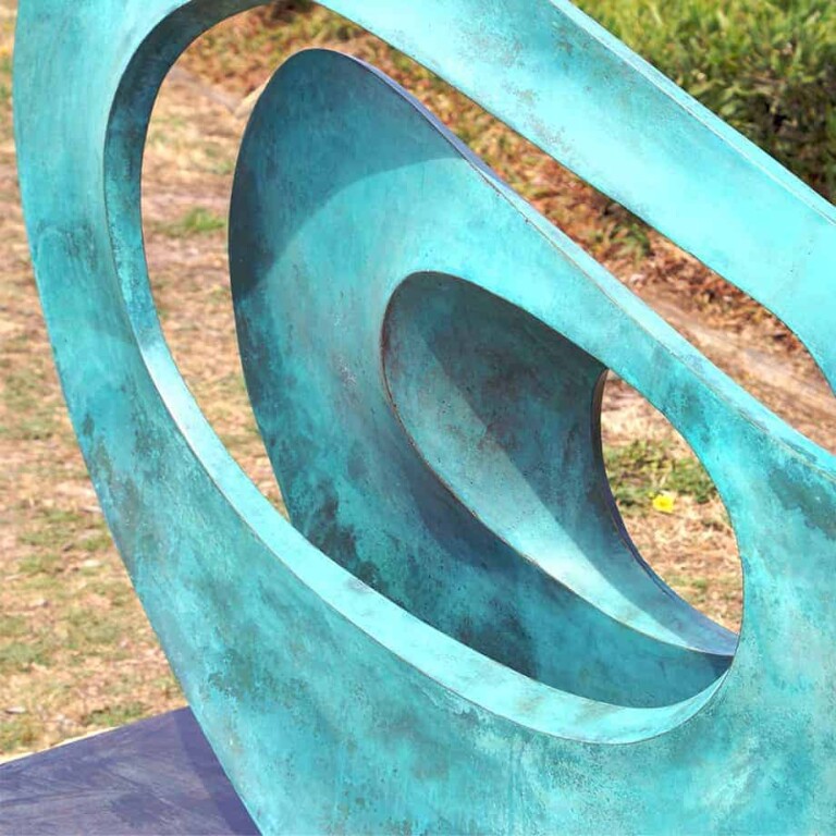 Bronze Abstract Sculpture – The Wave by Blaze Krstanoski-Blazeski, 136x96x36cm - view 2