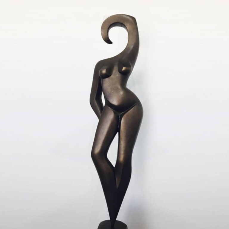 Bronze Figurative Sculpture – Modern Venus by Michael Vaynman, 176x30x26cm - view 5