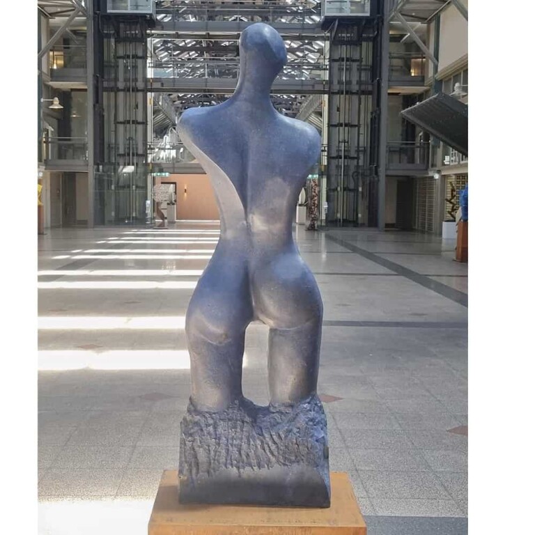 Bronze Figurative Sculpture – Who Else But Woman by Margaret Sheridan, 175x50x40cm - view 5