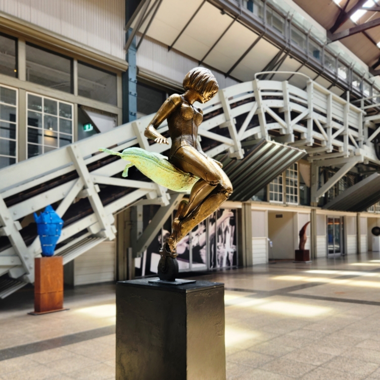 Bronze Figurative Sculpture – Soft Landing by Stephen Glassborow, 180x50x55cm - view 5