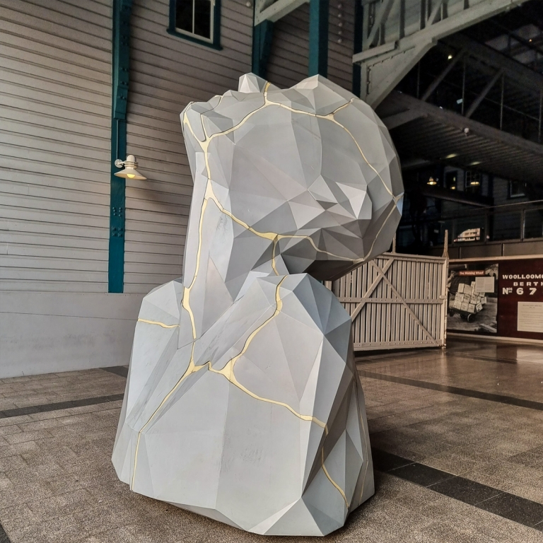 Aluminium Landmark Sculpture – Kin by Edison Chen, 300x200x200cm - view 9