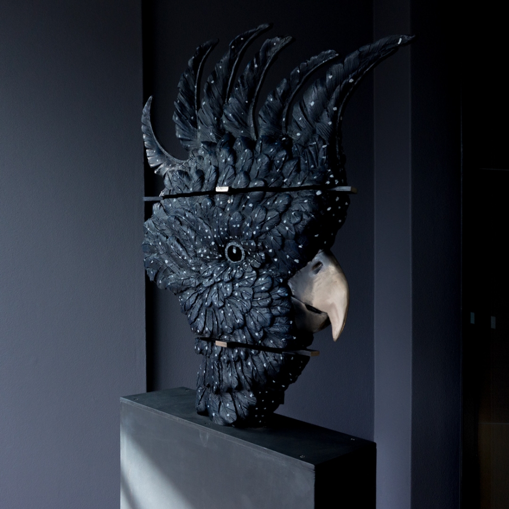 black cockatoo sculpture