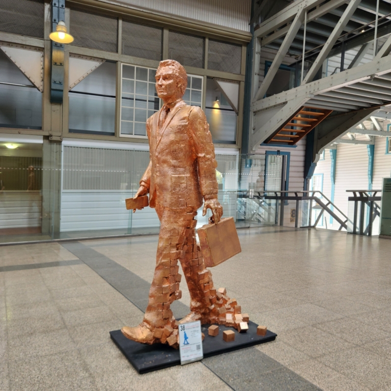 Body Corporate by Stephen Glassborow - Bronze interior sculpture, 2.2m - view 5