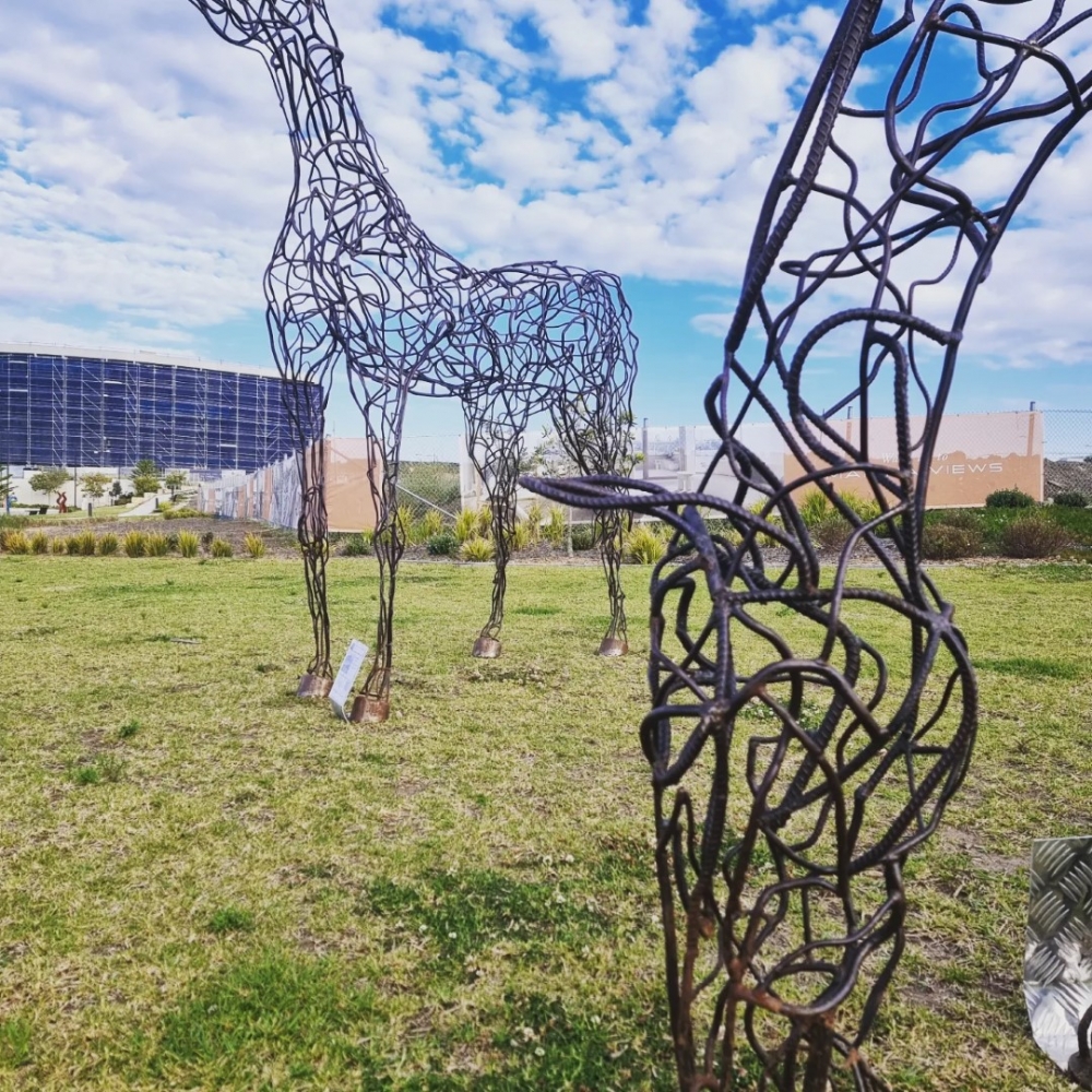 outdoor metal horse sculpture