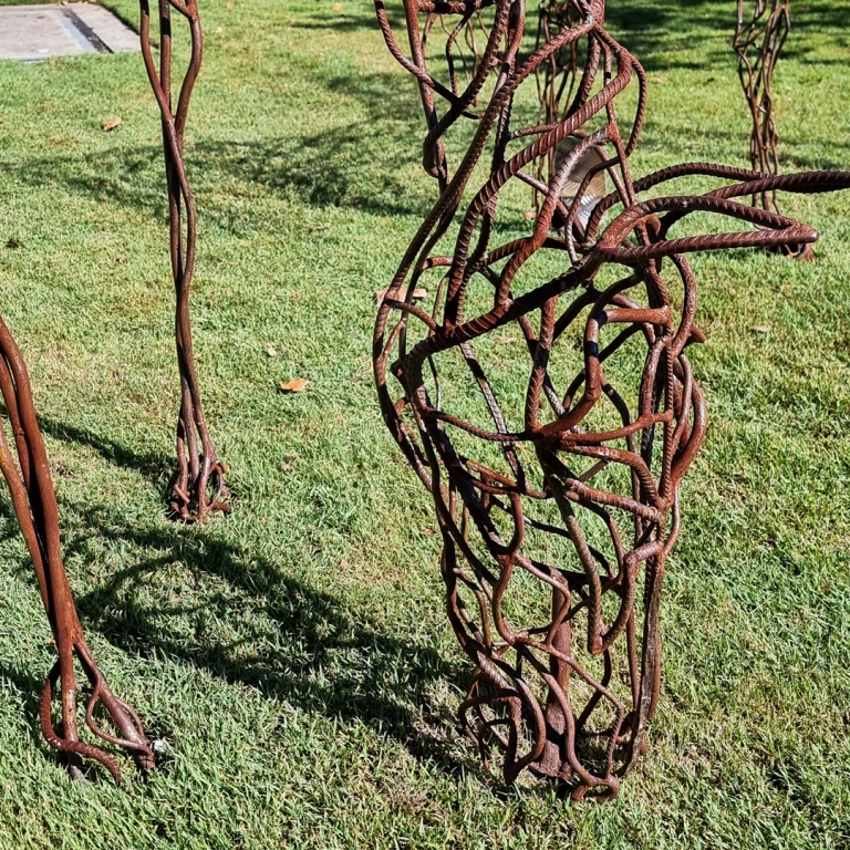 King & Willow by Mark Niglia - Fabricated steel animal garden sculpture, 2.4m & 2.0m H - view 7