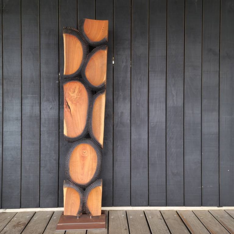 Meji (wall sculpture) by Lucas Guilbert - Timber interior totem sculpture