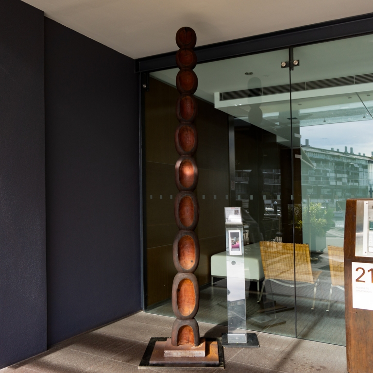Acaseed by Lucas Guilbert - Timber totem sculpture, 240cm - view 3