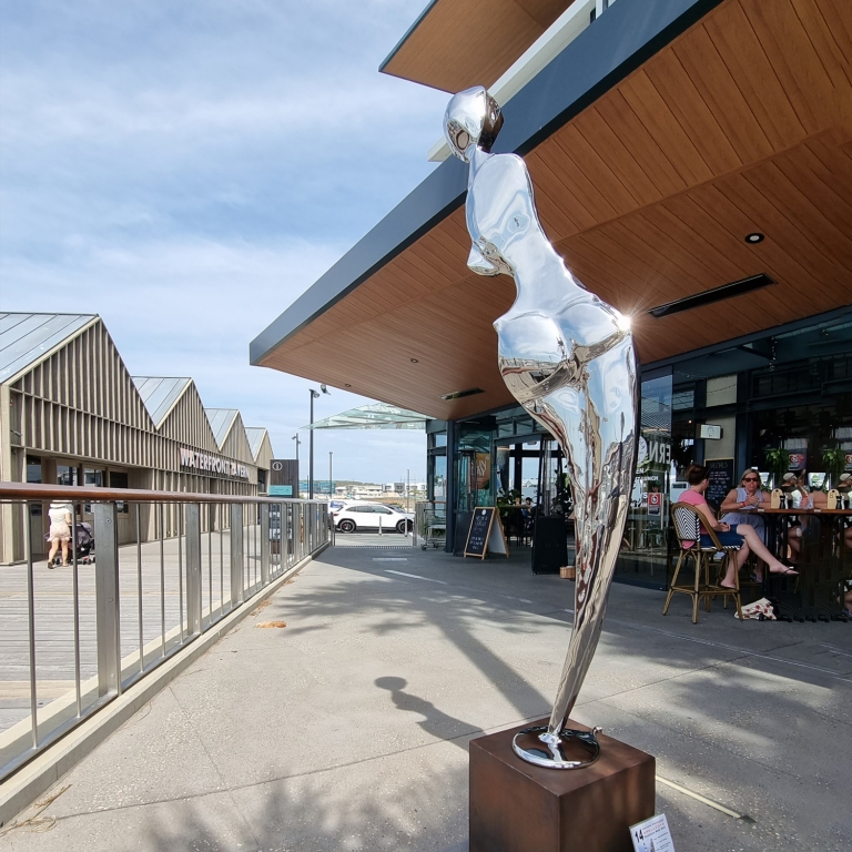 Bathing Woman-Swaying 2.6m by Hugh McLachlan - Stainless steel garden sculpture - view 5