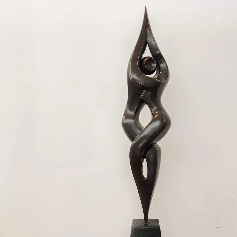 Bronze Figurative Sculpture – Entwined by Michael Vaynman, 150x26x26cm - view 12