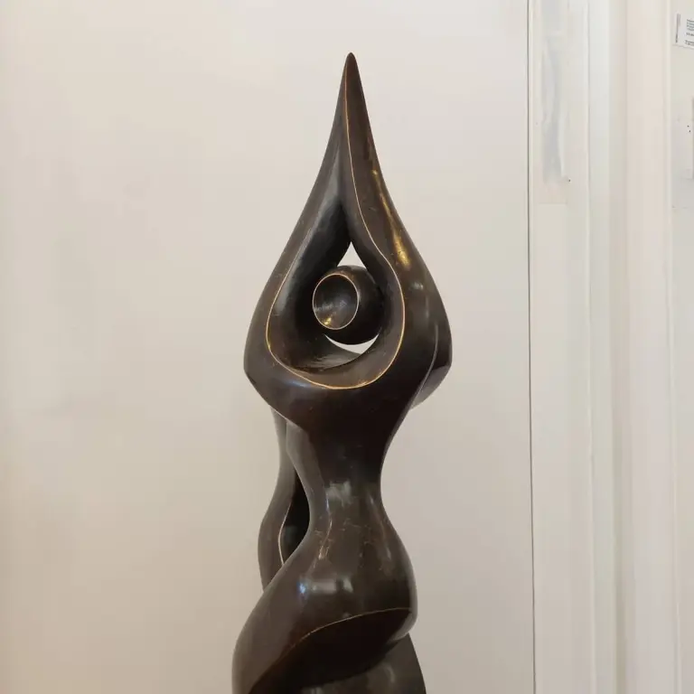 Bronze Figurative Sculpture – Entwined by Michael Vaynman, 150x26x26cm - view 11