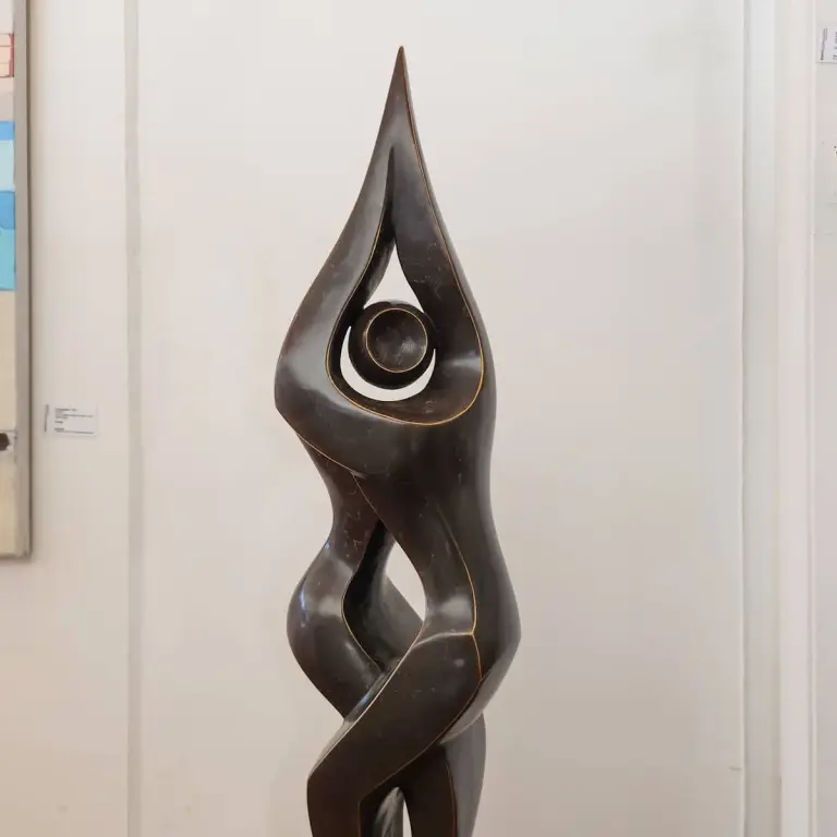 Bronze Figurative Sculpture – Entwined by Michael Vaynman, 150x26x26cm - view 4