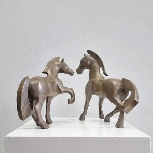 Bronze Horse Sculpture – First Meeting by Michael Vaynman, 25x35x25cm | ARTpark Australia