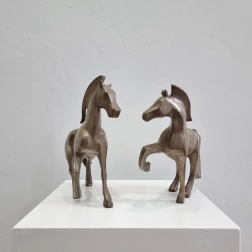 Bronze Horse Sculpture – First Meeting by Michael Vaynman, 25x35x25cm | ARTpark Australia