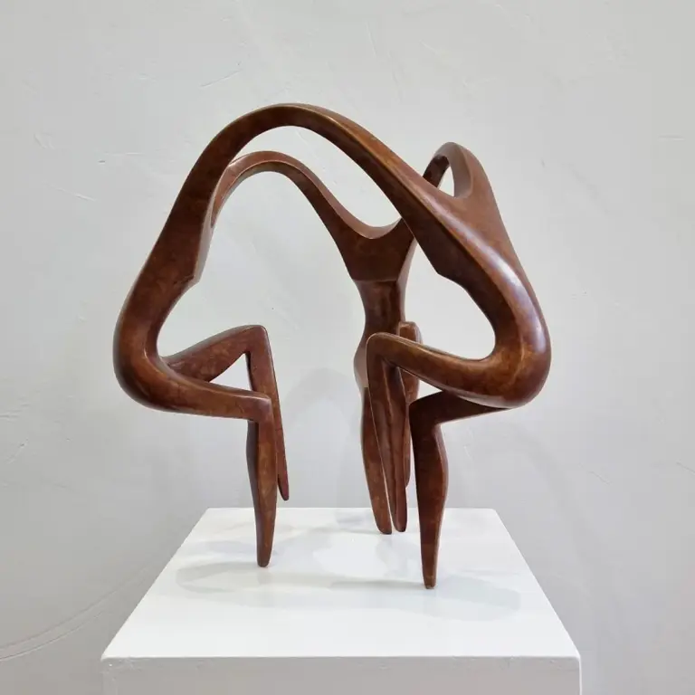 Bronze Figurative Sculpture – Dancers by Michael Vaynman, 35x35x45cm - view 4