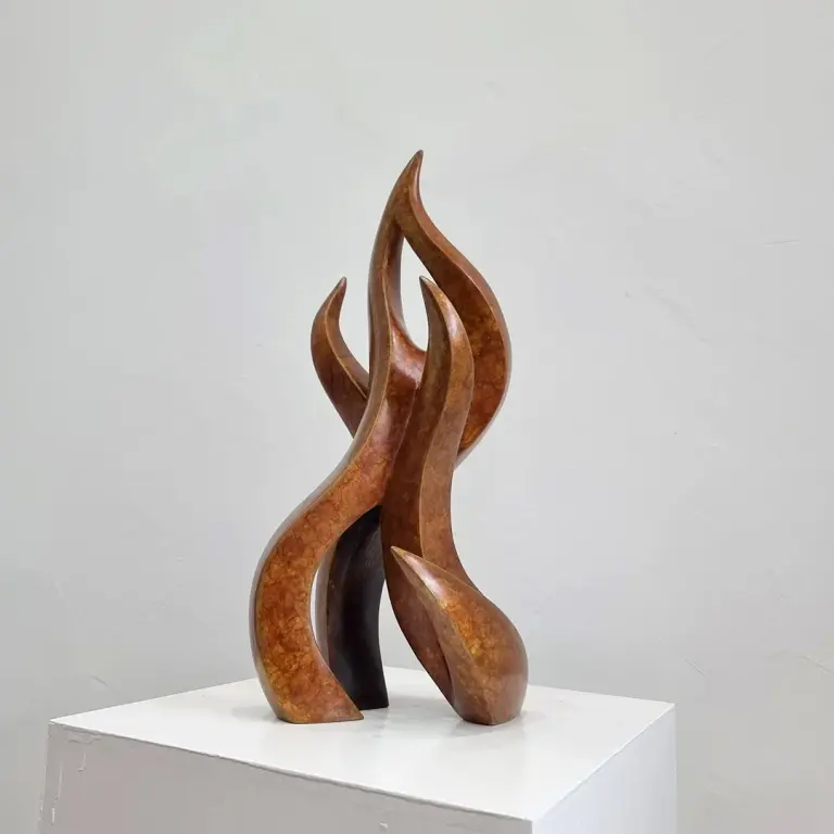 Bronze Figurative Sculpture – From the Ashes by Michael Vaynman, 40x18x15cm - view 5