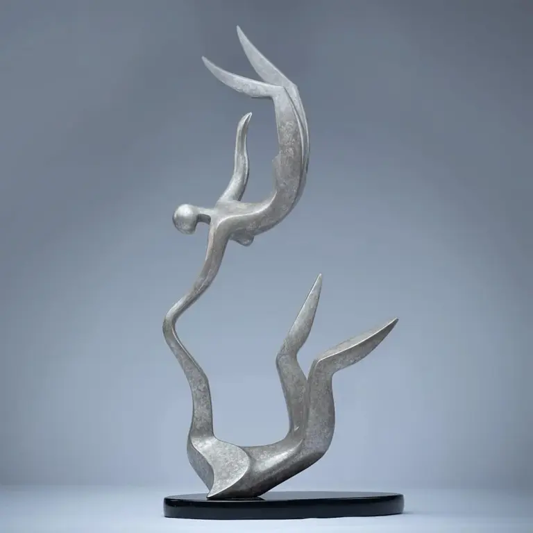 Bronze Figurative Sculpture – Hope by Michael Vaynman, 82x41x21cm