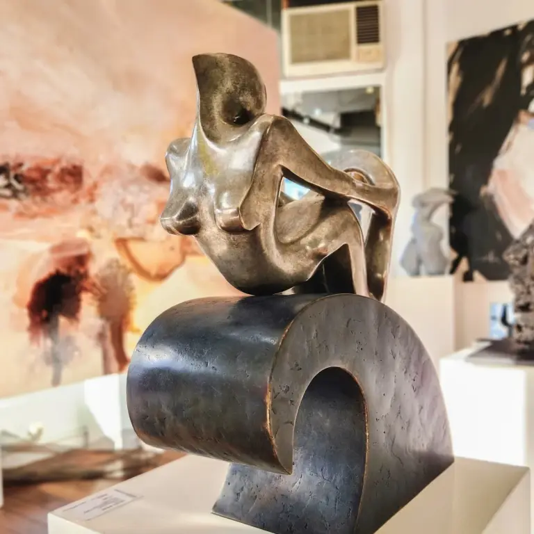 Bronze Figurative Sculpture – The Ark by Michael Vaynman, 51x25x25cm - view 4
