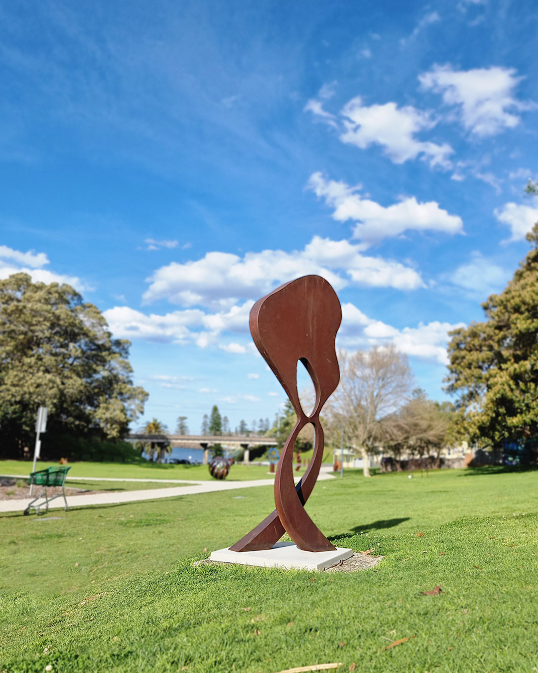 garden sculpture