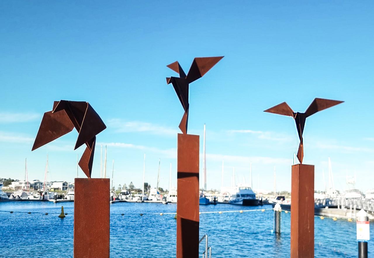 bird sculpture for garden outdoors