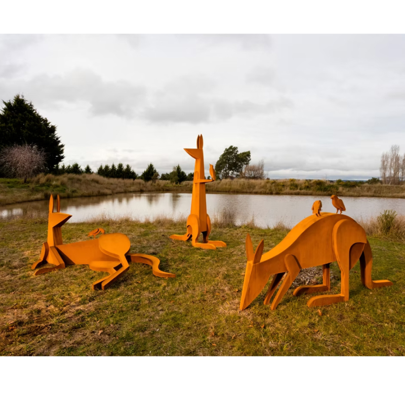 jimmy rix kangaroo sculpture