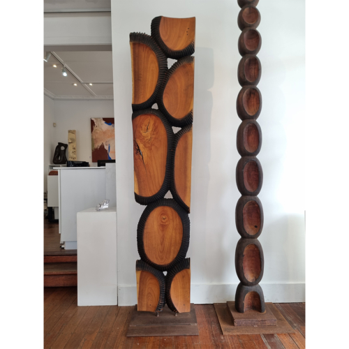 Acaseed by Lucas Guilbert - Timber totem sculpture, 240cm