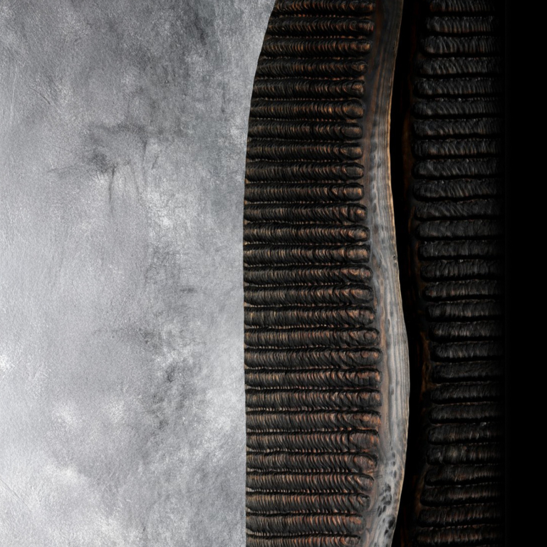 Timber Totem Sculpture – Doska by Lucas Guilbert, 220x70x15cm - view 2