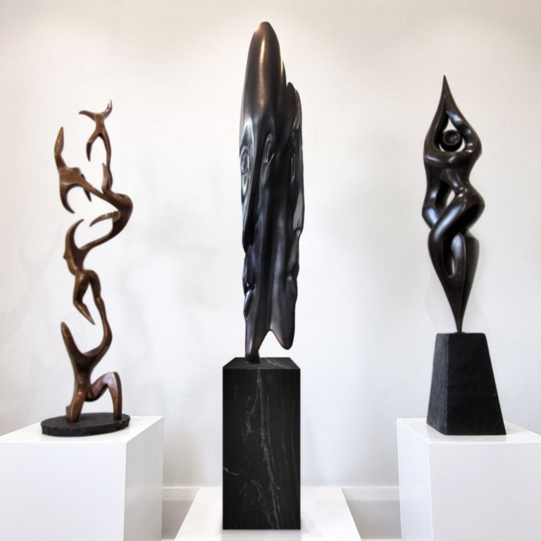 Bronze Figurative Sculpture – Emergence by Sonia Payes, 165cm - view 3