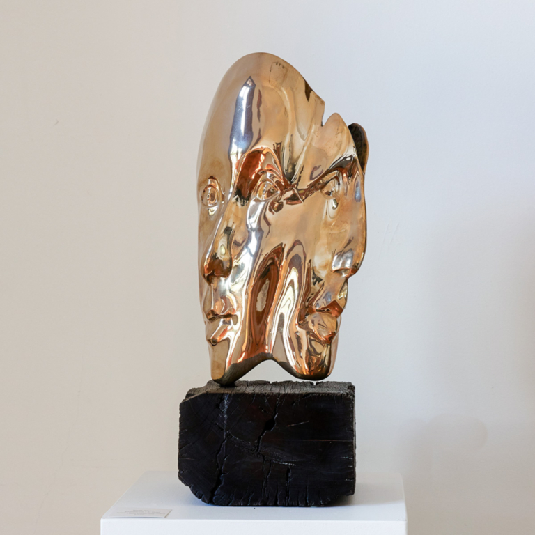 Bronze Figurative Sculpture – Emergence1 by Sonia Payes, 45x26x16cm - view 2