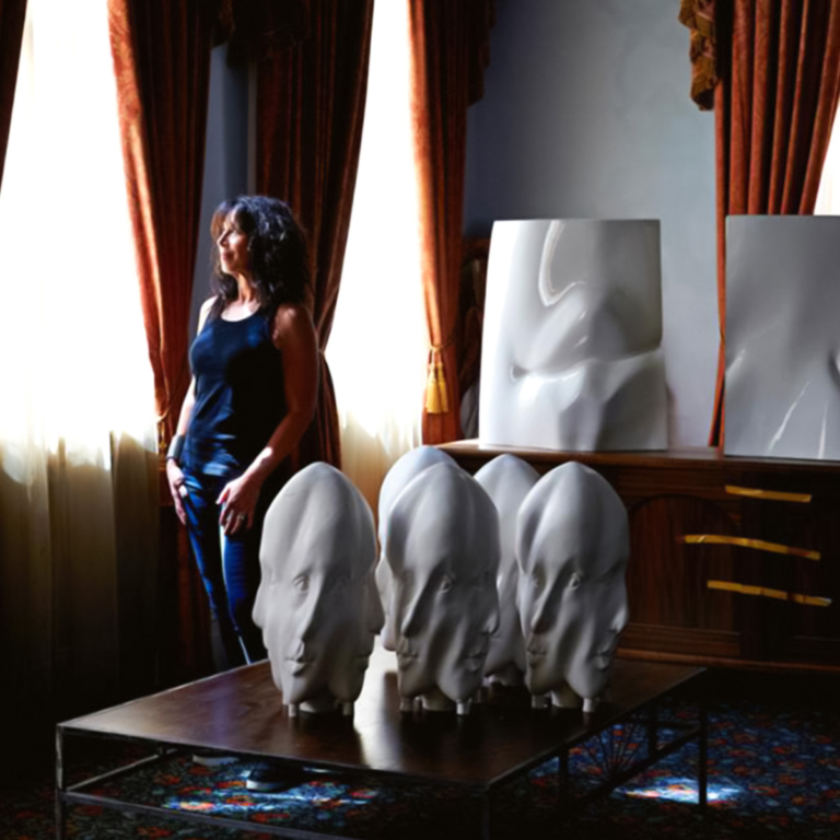 Fibreglass Figurative Sculpture – Woman by Sonia Payes, 250cm - view 2